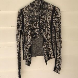 Bcbg cardigan